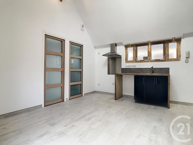Appartement F2 à louer - 2 pièces - 30.46 m2 - CHOISY AU BAC - 60 - PICARDIE - Century 21 Infinity