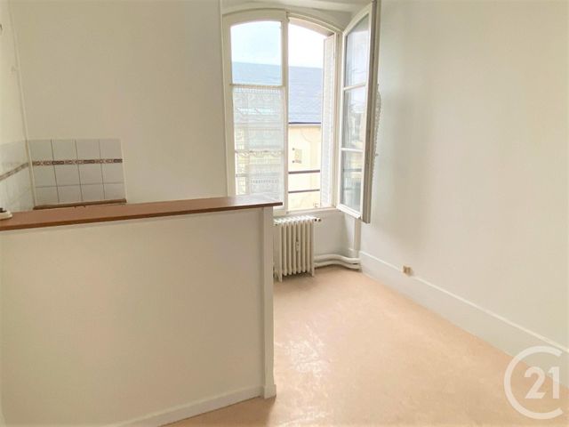 Appartement F2 à vendre - 2 pièces - 20.4 m2 - SENLIS - 60 - PICARDIE - Century 21 Infinity