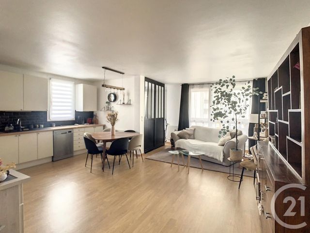 Appartement T4 à vendre - 4 pièces - 84.25 m2 - COMPIEGNE - 60 - PICARDIE - Century 21 Infinity