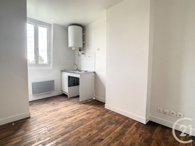 Appartement F1 à louer - 1 pièce - 11.75 m2 - COMPIEGNE - 60 - PICARDIE - Century 21 Infinity