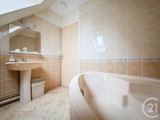 Afficher la photo en grand maison à vendre - 6 pièces - 107.73 m2 - LE MEUX - 60 - PICARDIE - Century 21 Infinity