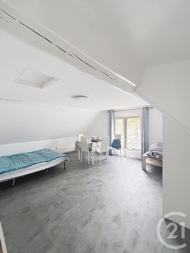 Appartement F1 à louer LACROIX ST OUEN