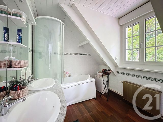 Afficher la photo en grand maison à vendre - 8 pièces - 338.0 m2 - VILLERS SUR COUDUN - 60 - PICARDIE - Century 21 Infinity