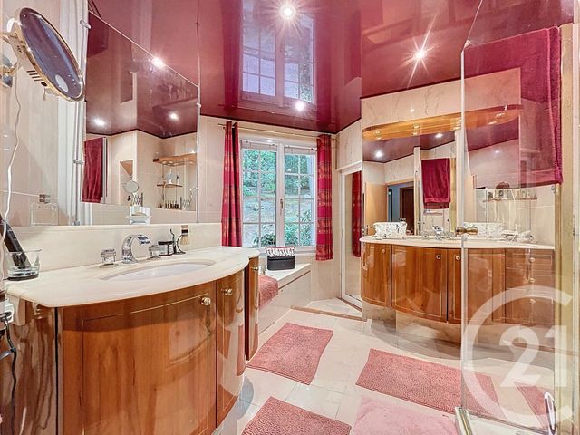 Afficher la photo en grand maison à vendre - 8 pièces - 338.0 m2 - VILLERS SUR COUDUN - 60 - PICARDIE - Century 21 Infinity