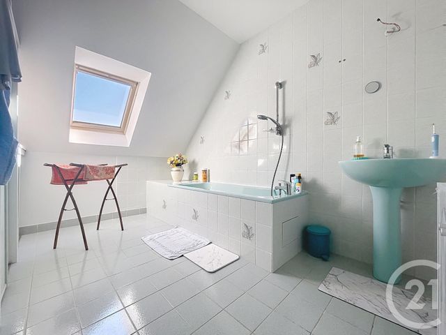 maison à vendre - 6 pièces - 122.1 m2 - VERBERIE - 60 - PICARDIE - Century 21 Infinity