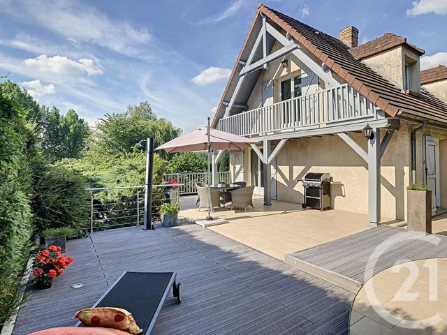 Afficher la photo en grand maison à vendre - 7 pièces - 133.0 m2 - ST VAAST DE LONGMONT - 60 - PICARDIE - Century 21 Infinity