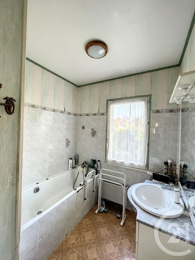 Afficher la photo en grand maison à vendre - 8 pièces - 170.0 m2 - LACROIX ST OUEN - 60 - PICARDIE - Century 21 Infinity