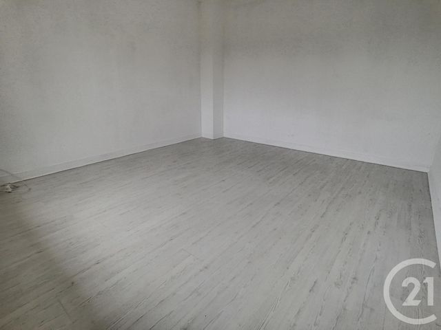 Appartement F3 à louer - 3 pièces - 80.0 m2 - THOUROTTE - 60 - PICARDIE - Century 21 Infinity Appartement F3 à louer - 3 pièces - 80.0 m2 - THOUROTTE - 60 - PICARDIE - Century 21 Infinity