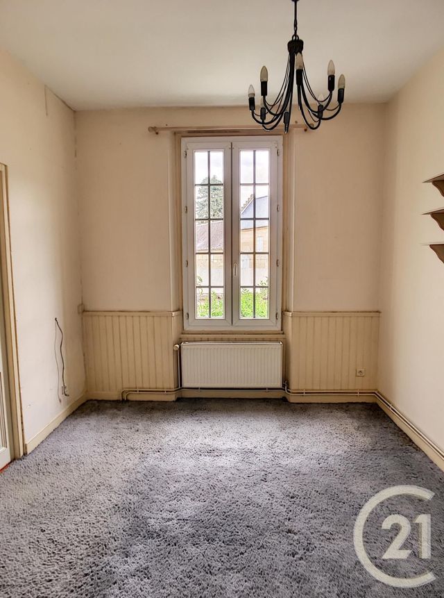 Appartement F3 à louer - 3 pièces - 97.0 m2 - ST CREPIN AUX BOIS - 60 - PICARDIE - Century 21 Infinity Appartement F3 à louer - 3 pièces - 97.0 m2 - ST CREPIN AUX BOIS - 60 - PICARDIE - Century 21 Infinity