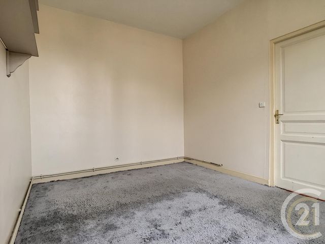 Appartement F3 à louer - 3 pièces - 97.0 m2 - ST CREPIN AUX BOIS - 60 - PICARDIE - Century 21 Infinity Appartement F3 à louer - 3 pièces - 97.0 m2 - ST CREPIN AUX BOIS - 60 - PICARDIE - Century 21 Infinity