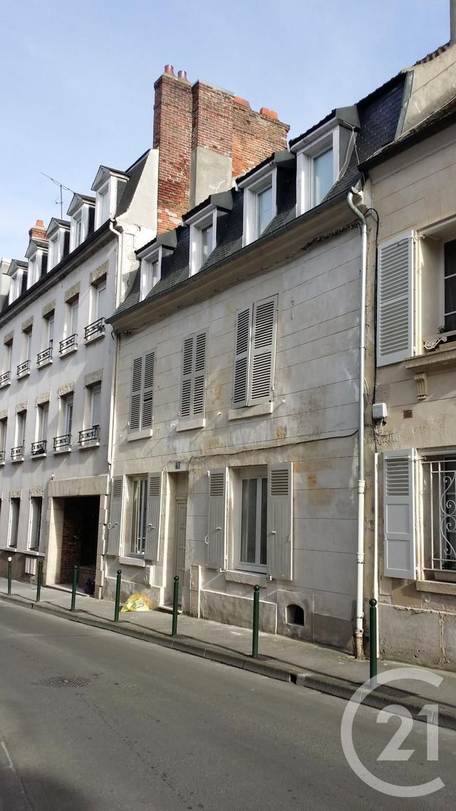 Studio à louer - 1 pièce - 18.0 m2 - COMPIEGNE - 60 - PICARDIE - Century 21 Infinity Studio à louer - 1 pièce - 18.0 m2 - COMPIEGNE - 60 - PICARDIE - Century 21 Infinity