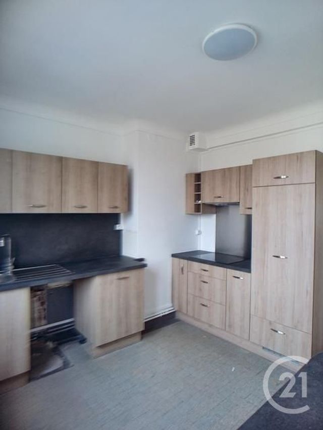 Appartement F3 à louer - 3 pièces - 60.65 m2 - COMPIEGNE - 60 - PICARDIE - Century 21 Infinity Appartement F3 à louer - 3 pièces - 60.65 m2 - COMPIEGNE - 60 - PICARDIE - Century 21 Infinity