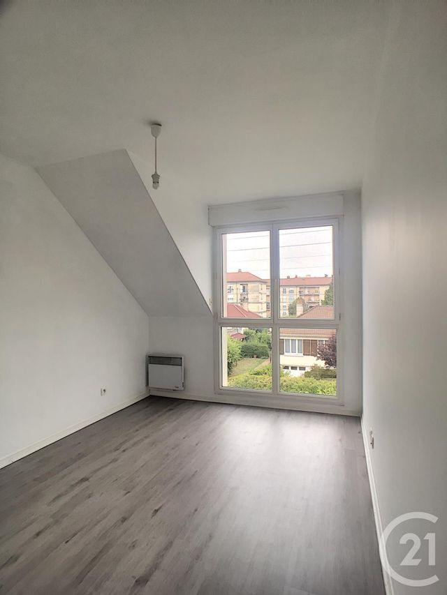 Appartement F3 à louer - 3 pièces - 64.0 m2 - COMPIEGNE - 60 - PICARDIE - Century 21 Infinity Appartement F3 à louer - 3 pièces - 64.0 m2 - COMPIEGNE - 60 - PICARDIE - Century 21 Infinity