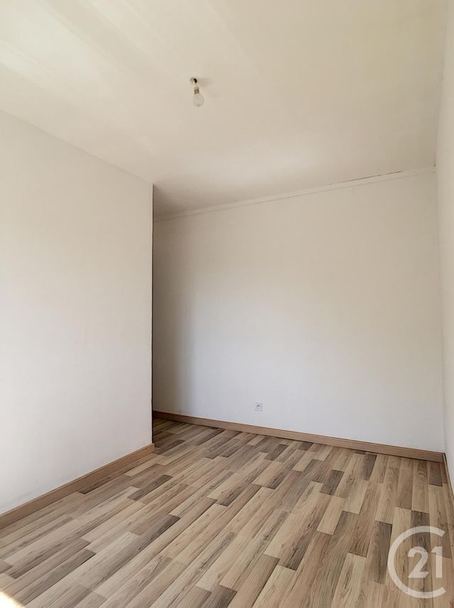 Appartement F2 à louer - 2 pièces - 36.93 m2 - VERBERIE - 60 - PICARDIE - Century 21 Infinity Appartement F2 à louer - 2 pièces - 36.93 m2 - VERBERIE - 60 - PICARDIE - Century 21 Infinity