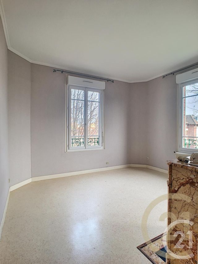 Afficher la photo en grand Appartement F1 à louer - 1 pièce - 35.14 m2 - COMPIEGNE - 60 - PICARDIE - Century 21 Infinity