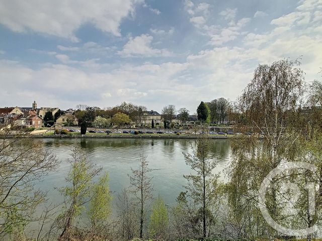Afficher la photo en grand Appartement F1 à louer - 1 pièce - 12.0 m2 - COMPIEGNE - 60 - PICARDIE - Century 21 Infinity
