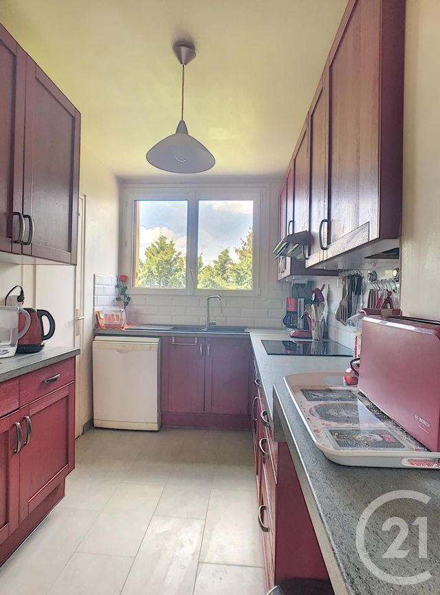 Afficher la photo en grand Appartement F3 à louer - 3 pièces - 58.52 m2 - COMPIEGNE - 60 - PICARDIE - Century 21 Infinity