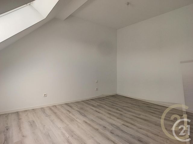 Afficher la photo en grand Appartement F2 à louer - 2 pièces - 55.0 m2 - LASSIGNY - 60 - PICARDIE - Century 21 Infinity