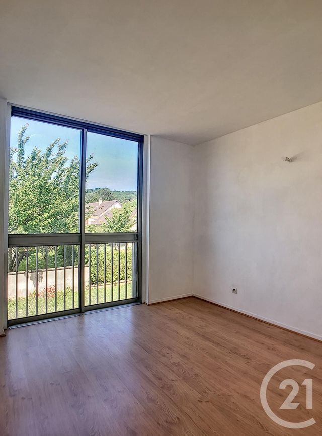 Afficher la photo en grand Appartement F4 à louer - 4 pièces - 77.33 m2 - NOYON - 60 - PICARDIE - Century 21 Infinity