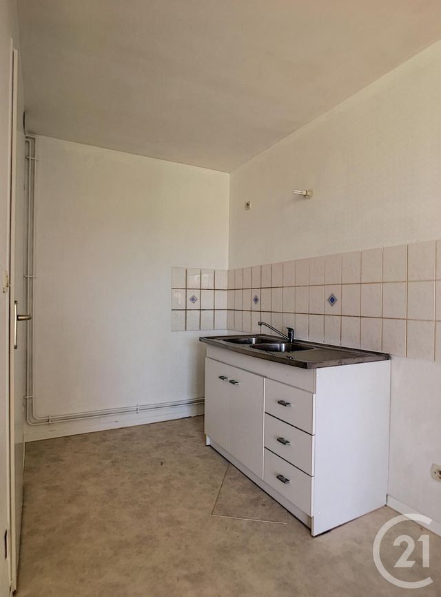 Afficher la photo en grand Appartement F4 à louer - 4 pièces - 77.33 m2 - NOYON - 60 - PICARDIE - Century 21 Infinity