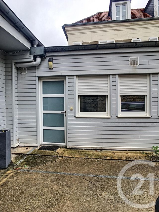 Afficher la photo en grand Appartement F2 à louer - 2 pièces - 46.67 m2 - COMPIEGNE - 60 - PICARDIE - Century 21 Infinity