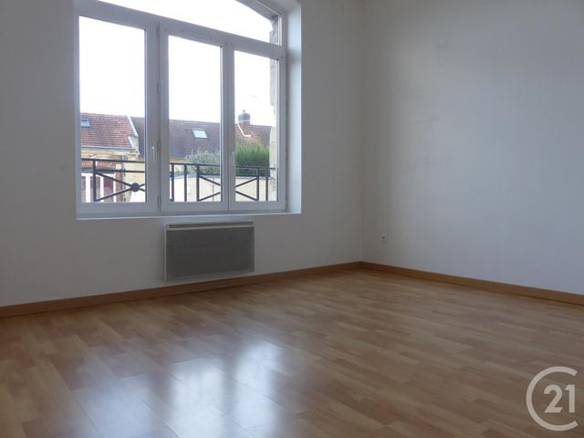 Afficher la photo en grand Appartement F4 à louer - 4 pièces - 71.0 m2 - BETHISY ST PIERRE - 60 - PICARDIE - Century 21 Infinity