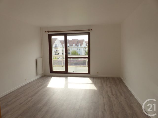 Afficher la photo en grand Appartement F1 à louer - 1 pièce - 28.71 m2 - MARGNY LES COMPIEGNE - 60 - PICARDIE - Century 21 Infinity